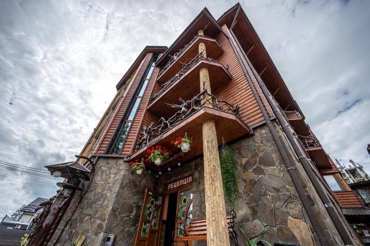 Марина Hotel Bukovel Exterior foto